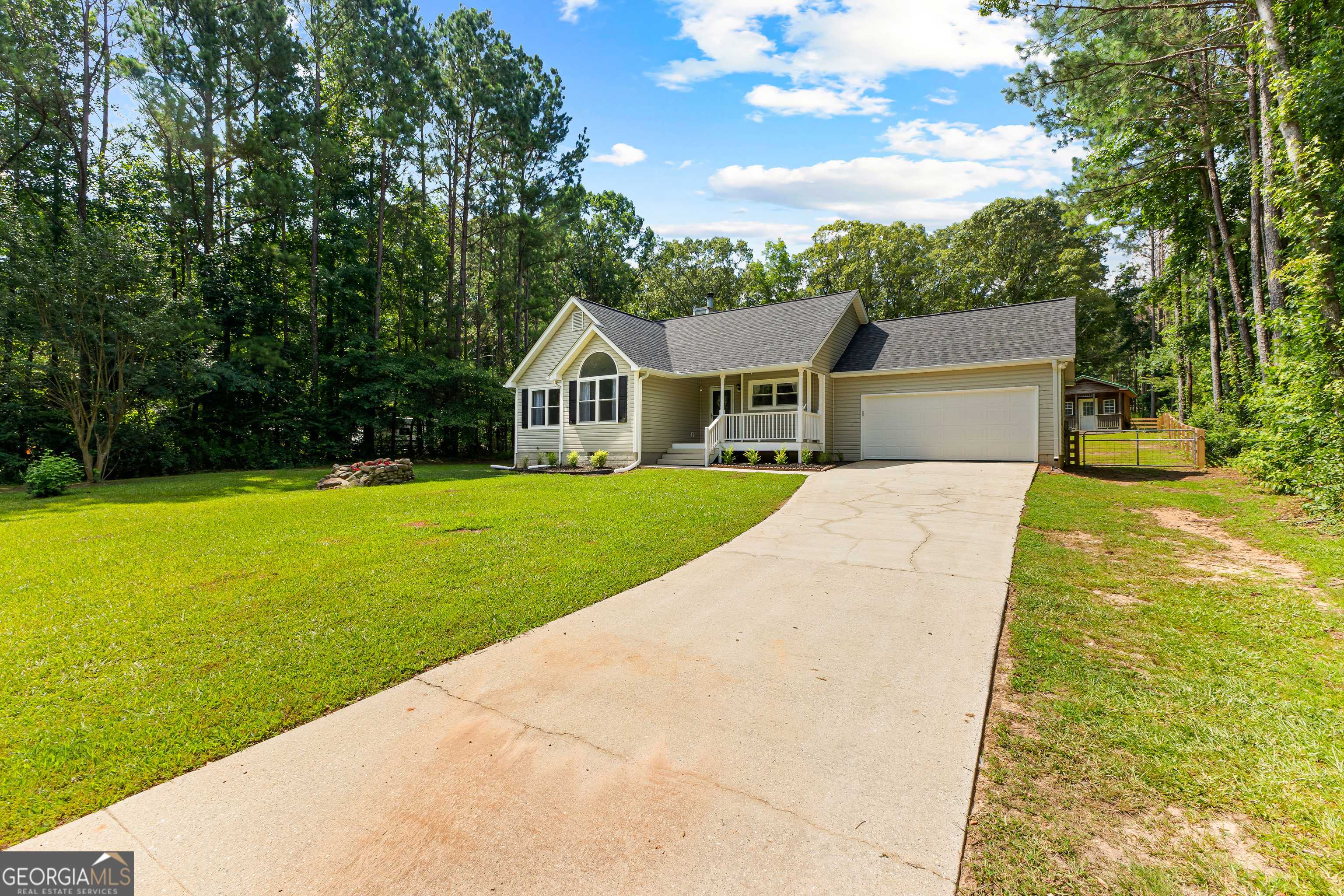Senoia, GA 30276,80 Austin Woods DR