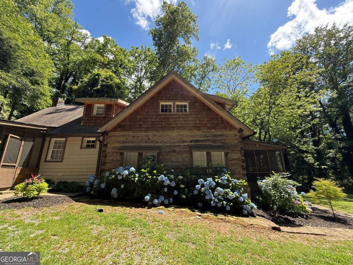 Mountain City, GA 30562,19 Mccoy ST