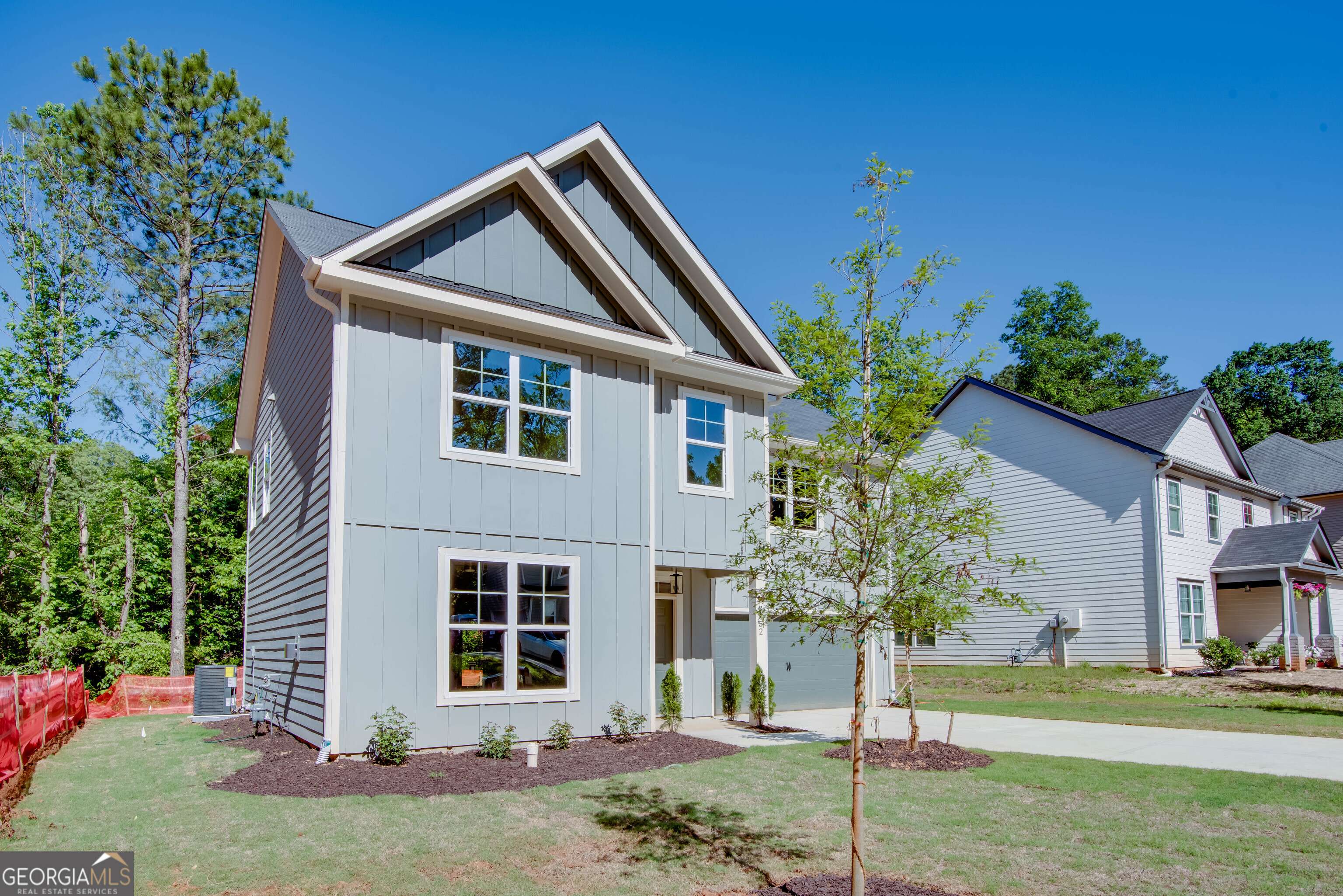 Atlanta, GA 30331,3352 Landings South DR