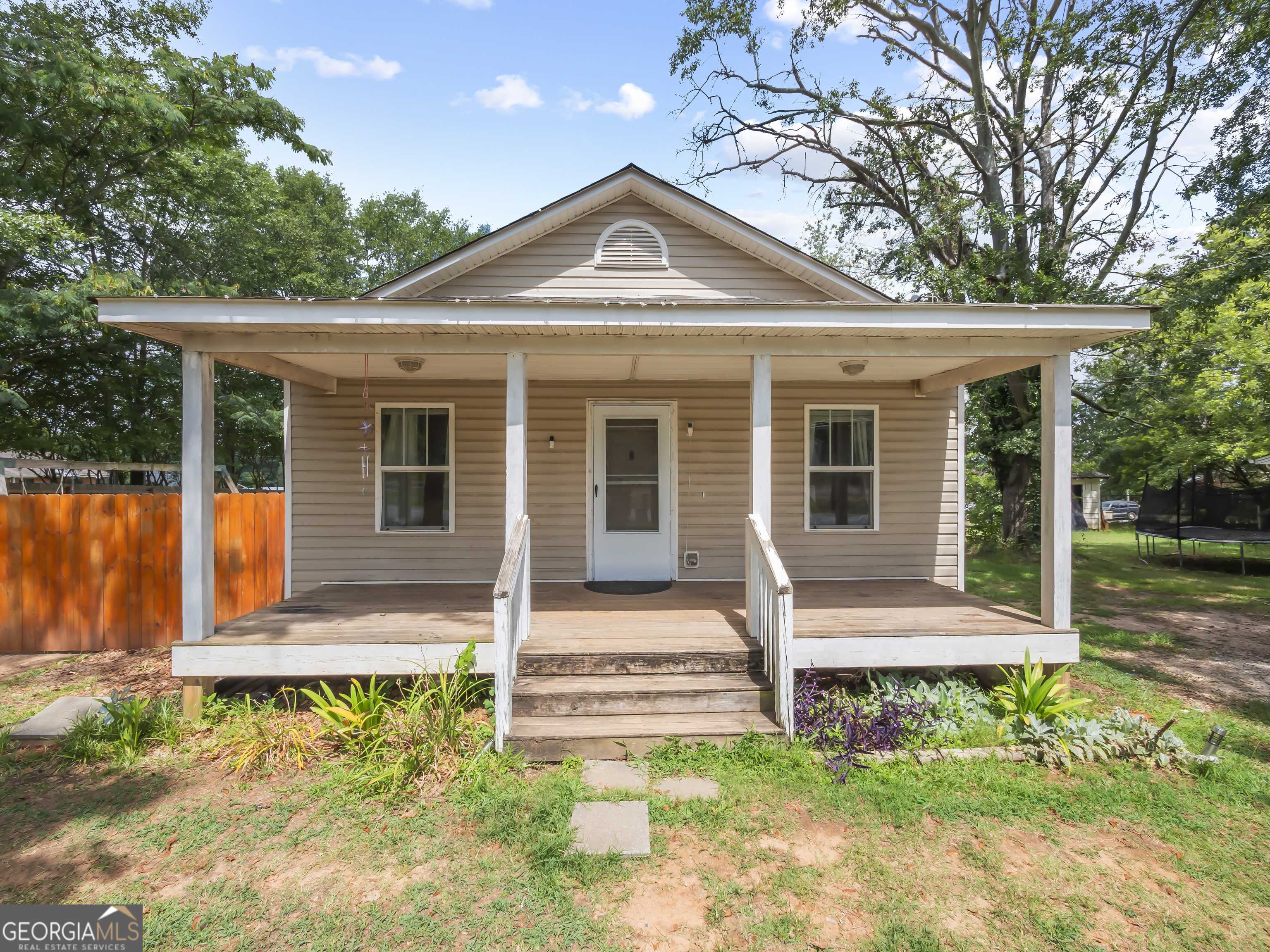 43 Richardson ST, Winder, GA 30680