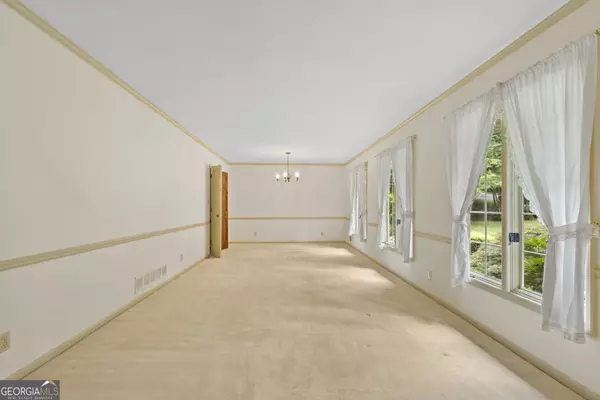 Tucker, GA 30084,4293 Smithsonia DR