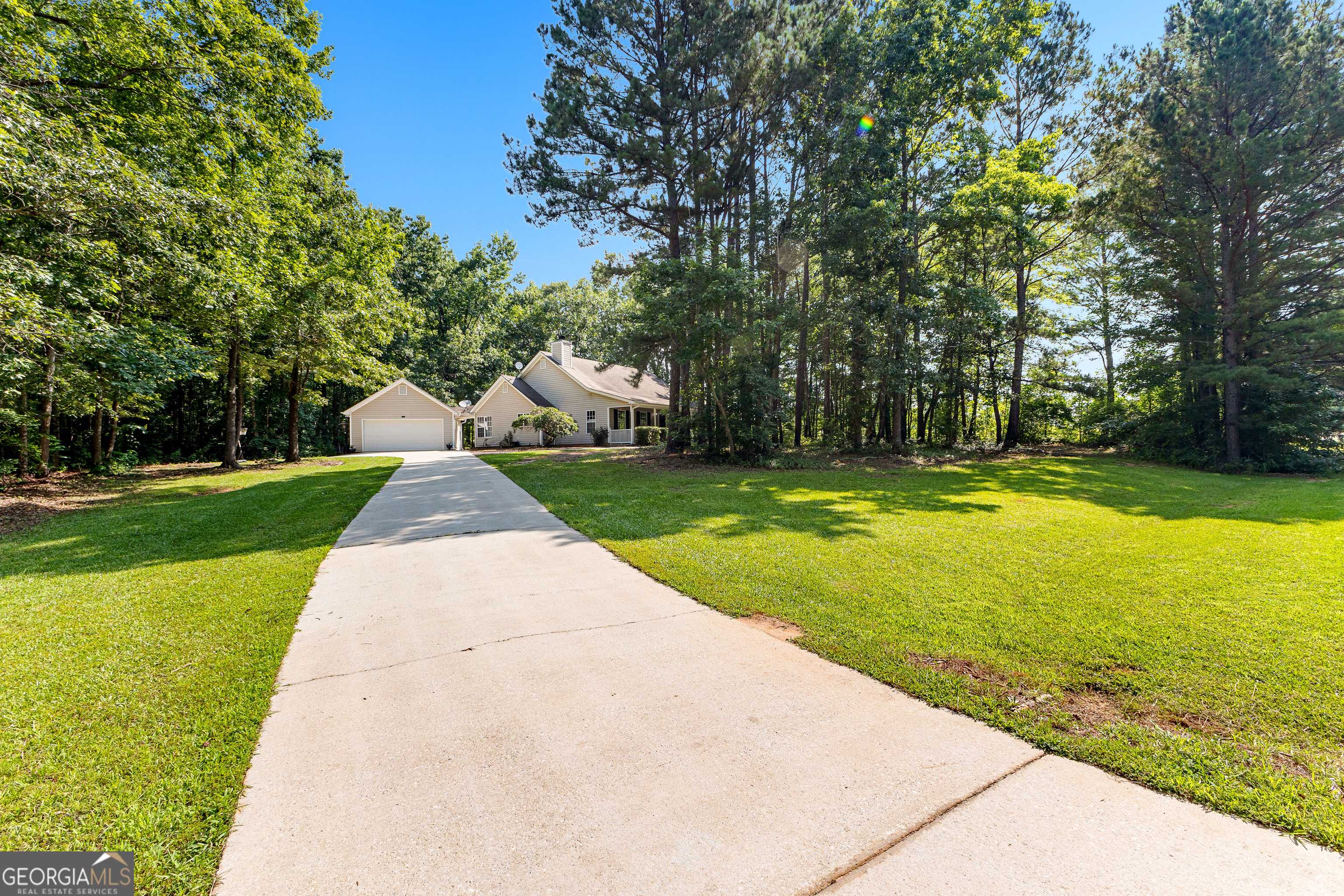 Grantville, GA 30220,1108 Tenny Nelson RD