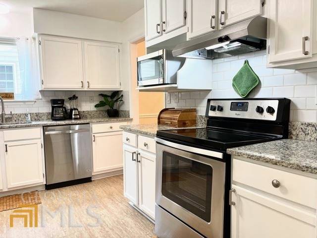 Peachtree City, GA 30269,118 Braelinn CT
