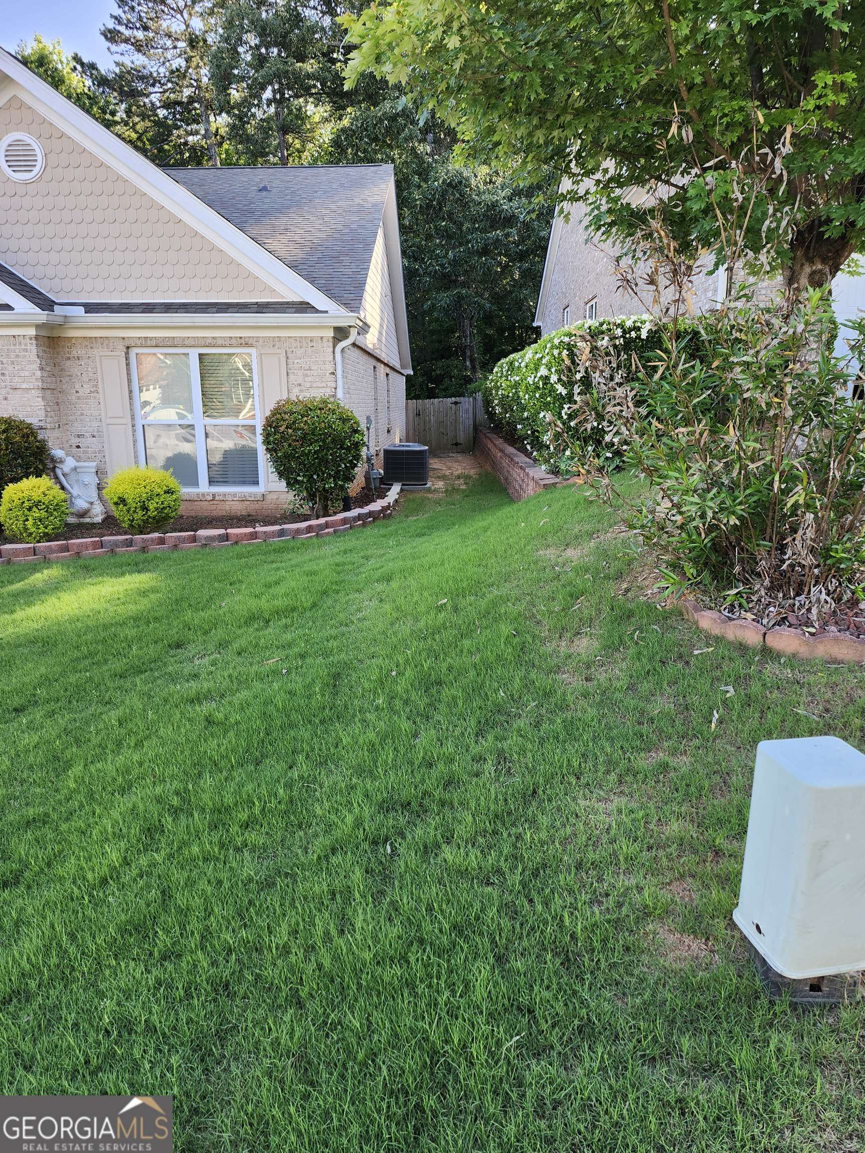 Lawrenceville, GA 30045,979 Simonton DR