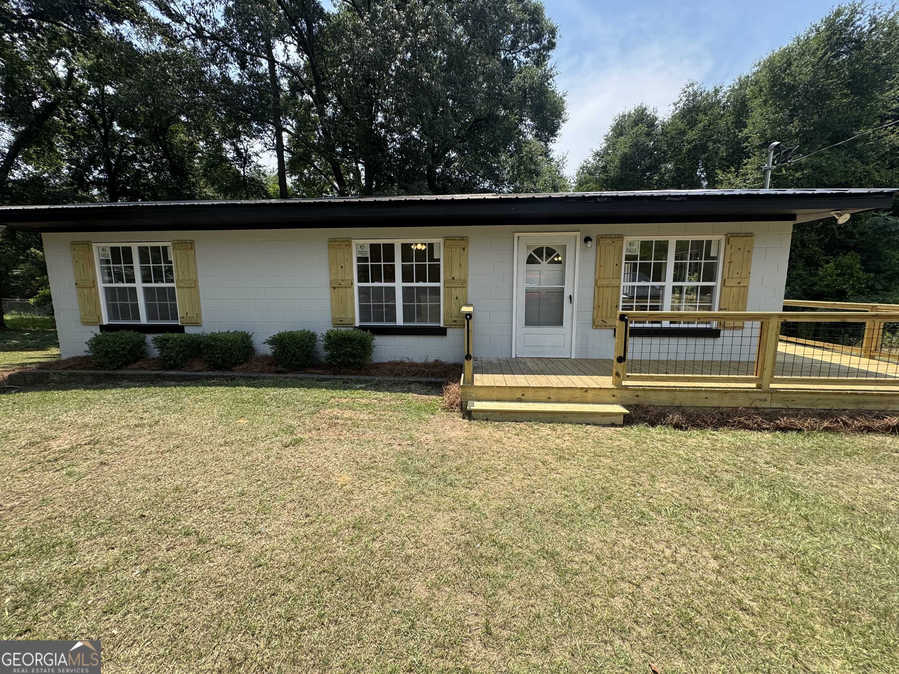 105 Gettys St, East Dublin, GA 31027