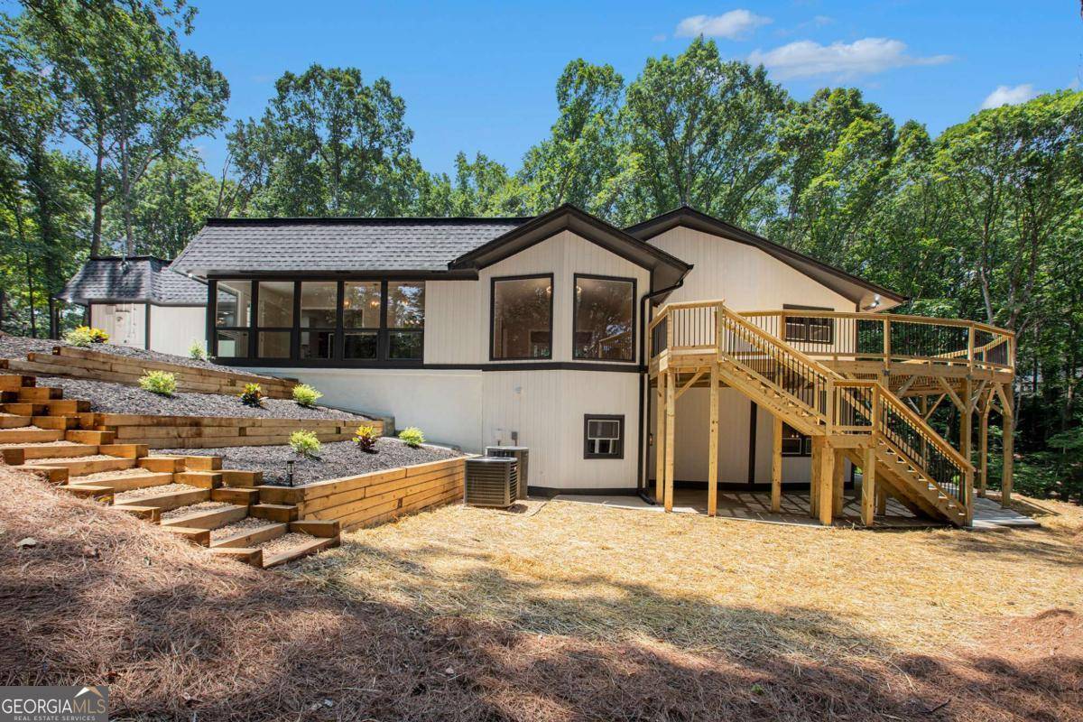 Atlanta, GA 30350,9025 Huntcliff TRCE