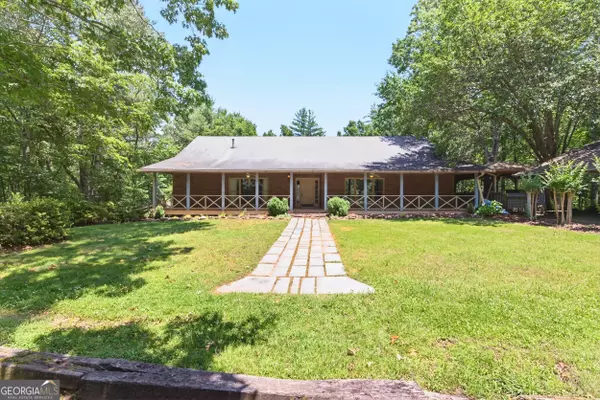 290 Bear Cave TRL, Lakemont, GA 30552