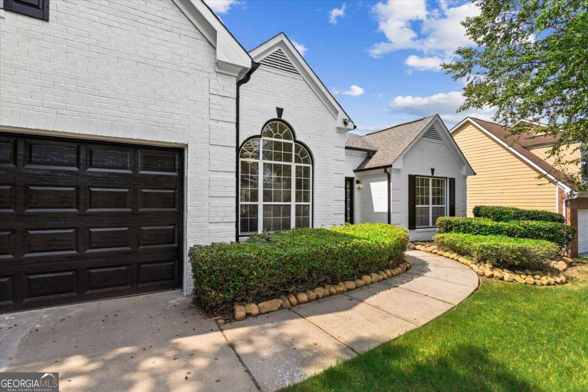 Atlanta, GA 30349,3208 spruce way