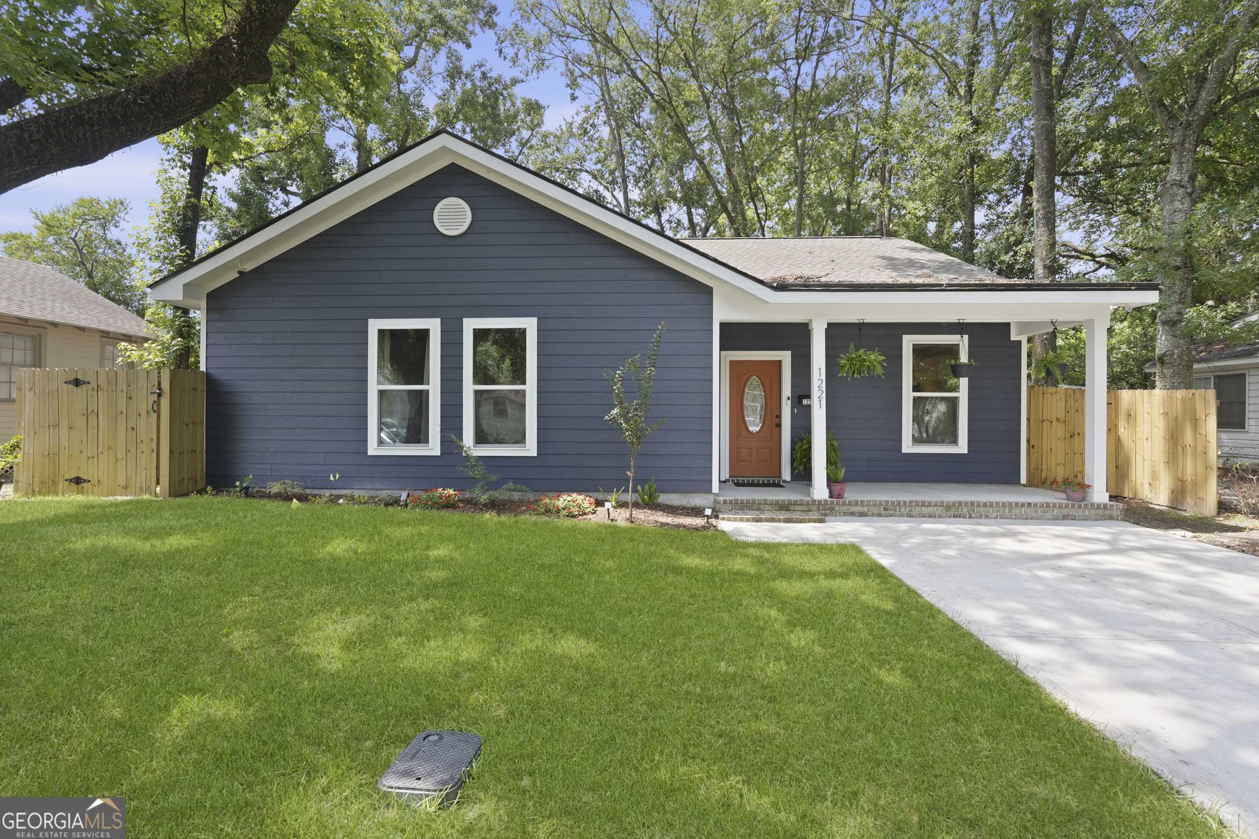 Savannah, GA 31404,1221 E 68th ST