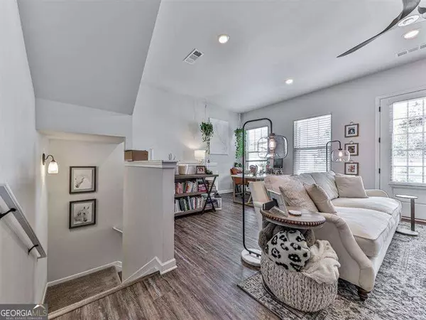 Woodstock, GA 30188,499 Bishop LN