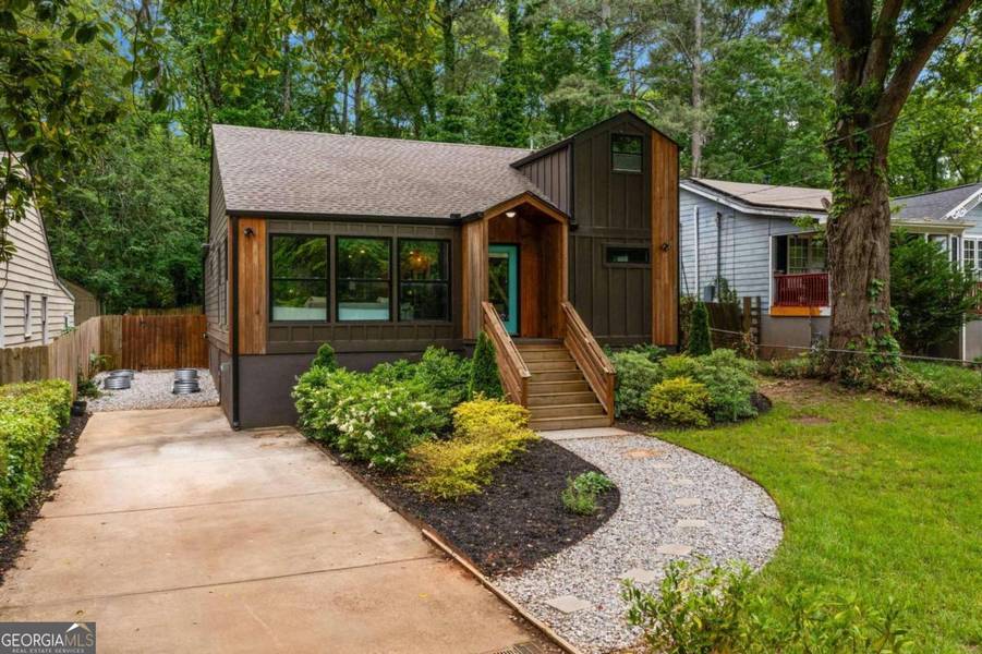 2001 Swazey DR, Decatur, GA 30032