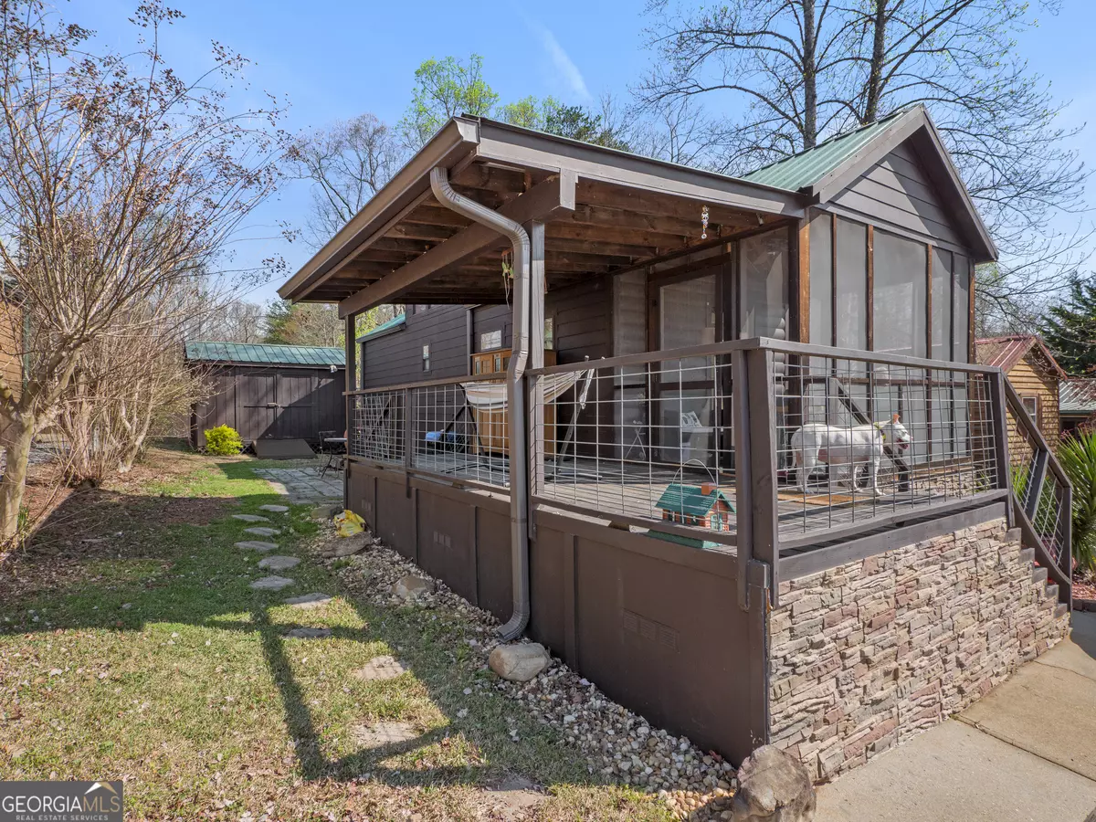 Cleveland, GA 30528,205 Stag Leap DR