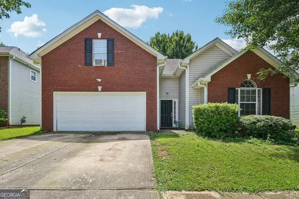 876 Ashton Oak CIR, Stone Mountain, GA 30083