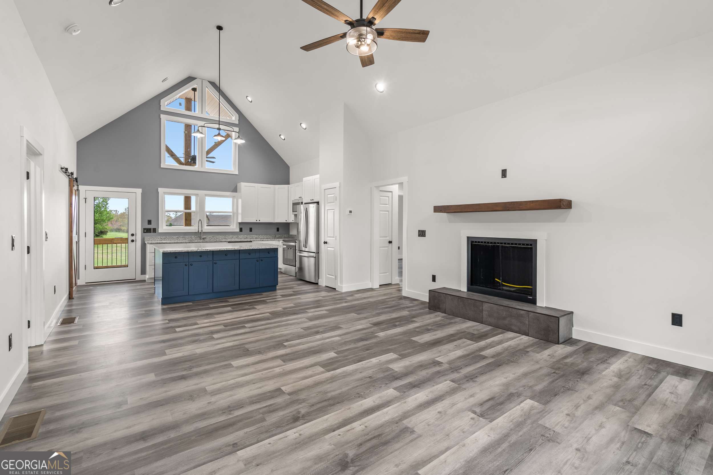 Blairsville, GA 30512,554 Knights Square
