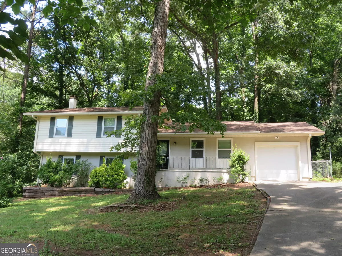 Acworth, GA 30102,5512 Arrowhead DR