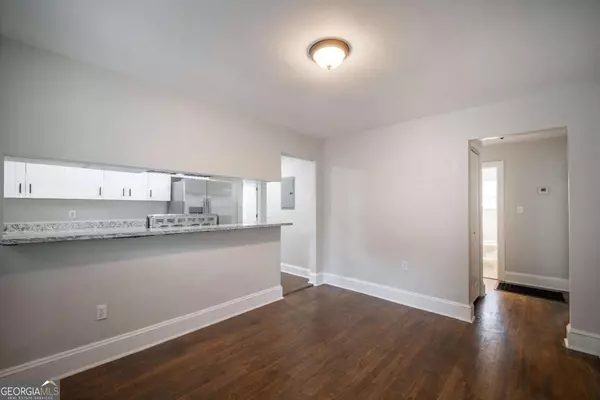 Atlanta, GA 30344,2137 Delowe DR