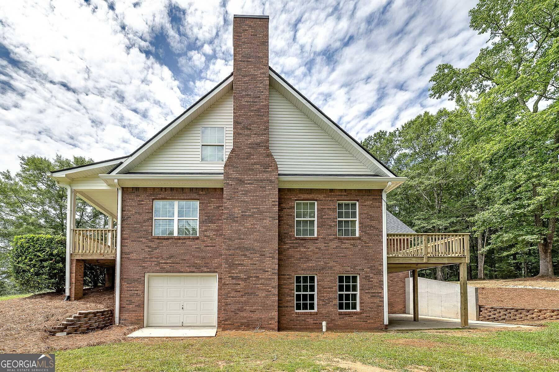 Locust Grove, GA 30248,949 Amelia RD