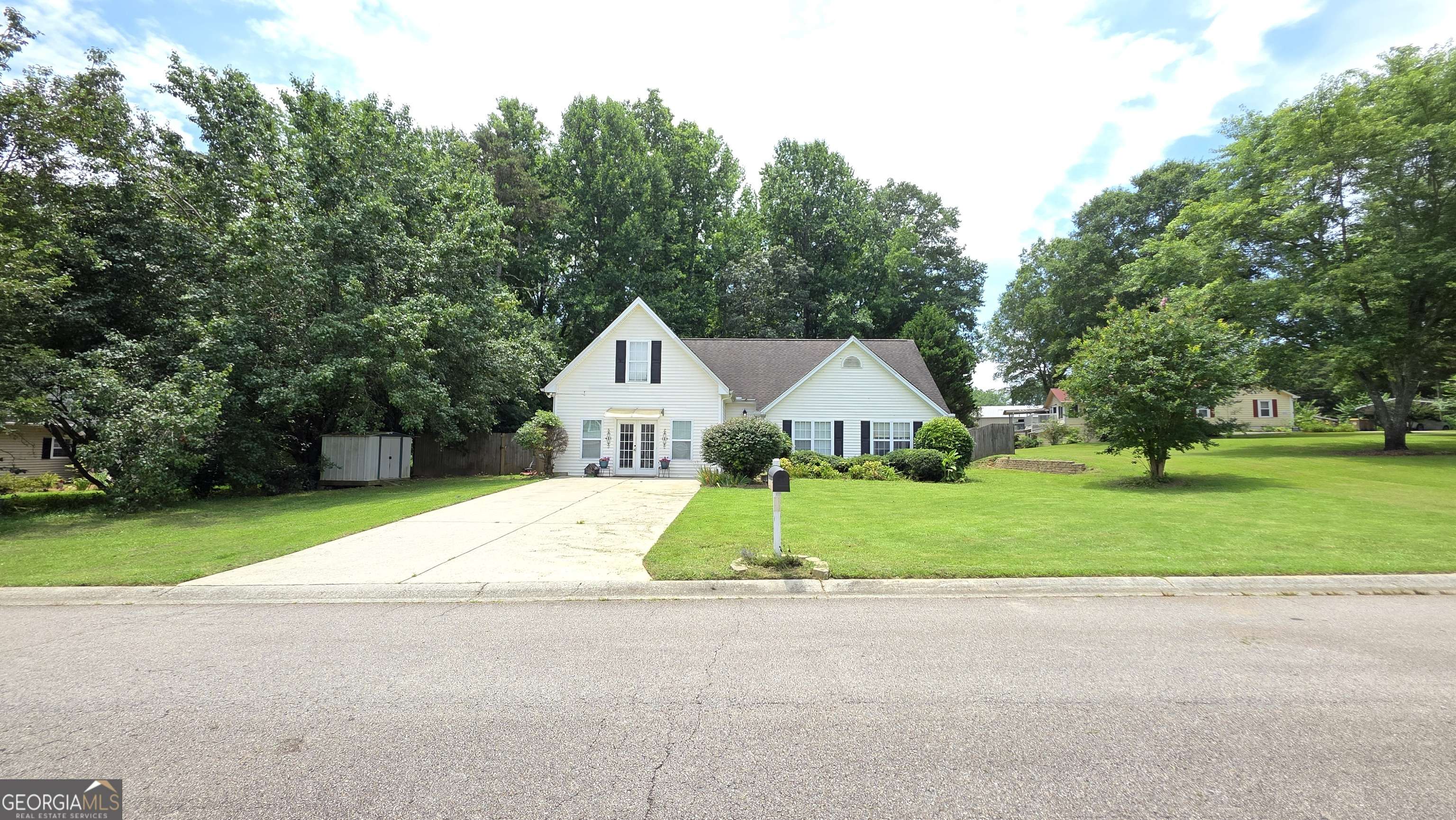 Hoschton, GA 30548,90 JOSHUA WAY