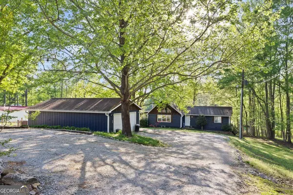 Eatonton, GA 31024,150 Possum Point DR