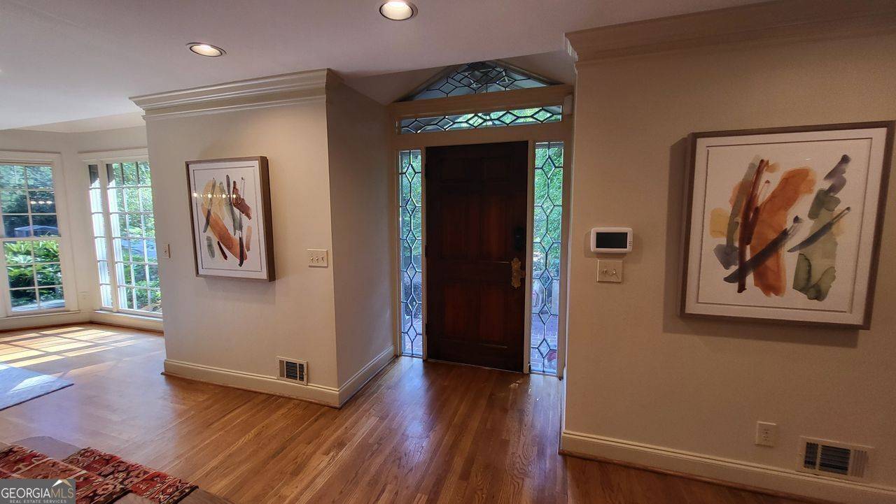 Sandy Springs, GA 30327,5475 IDLEWOOD
