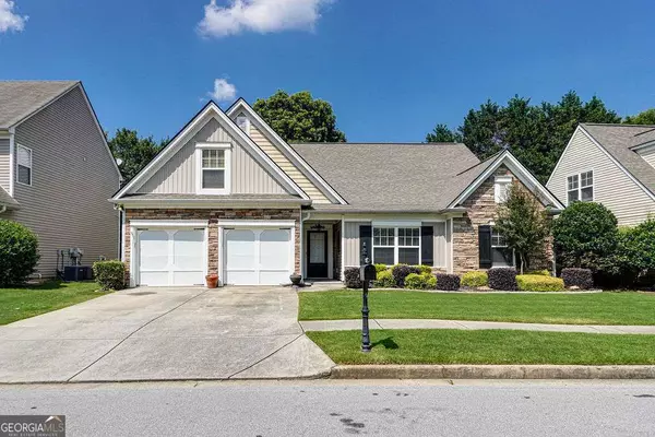 2423 Walnut Tree LN, Buford, GA 30519