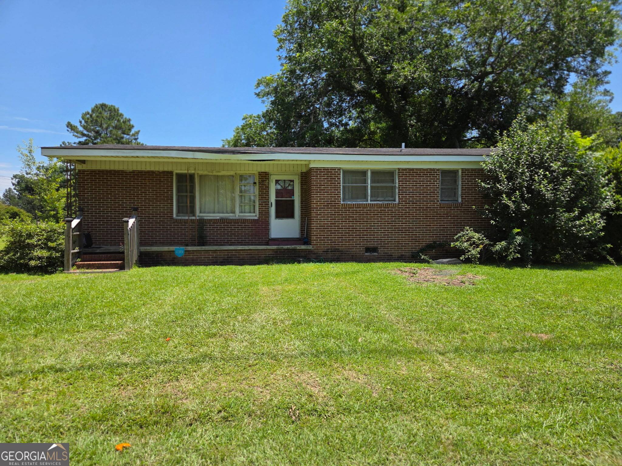 74 Crest Hill ST, Reynolds, GA 31076