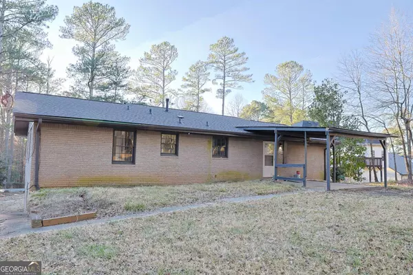 Loganville, GA 30052,4011 Lake Carlton RD S