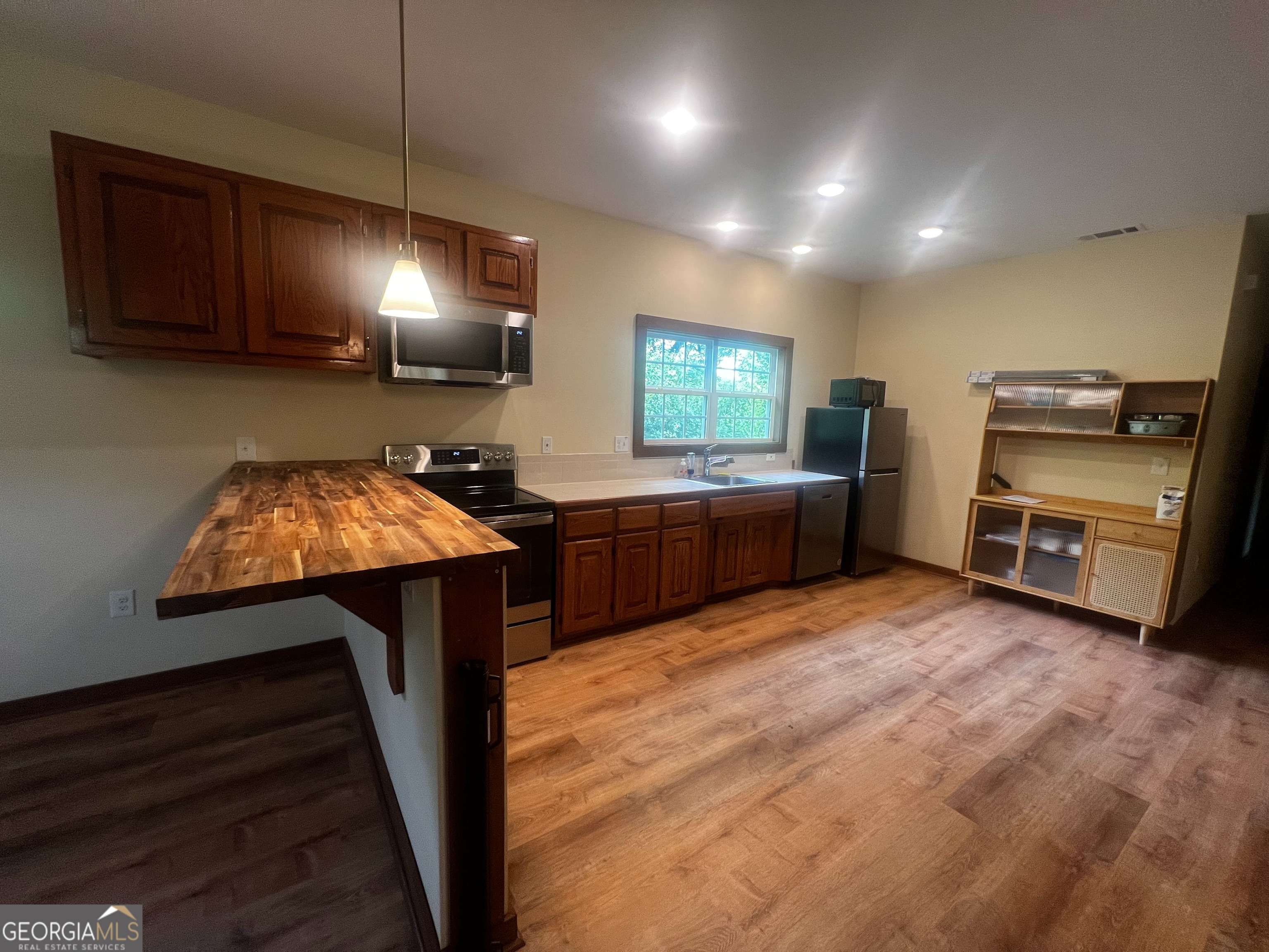 Jefferson, GA 30549,724 Brockton RD
