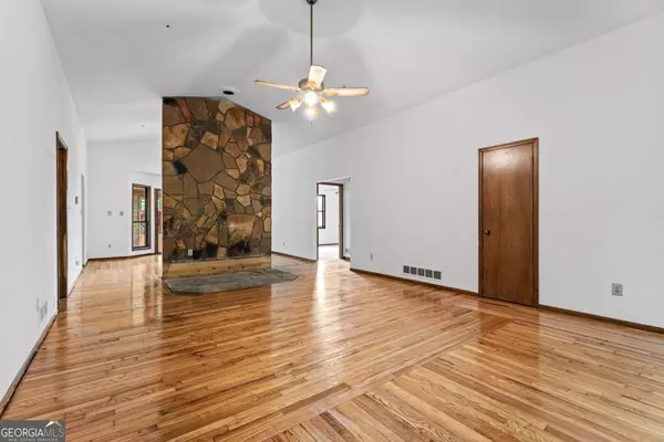 Locust Grove, GA 30248,655 Sunset DR