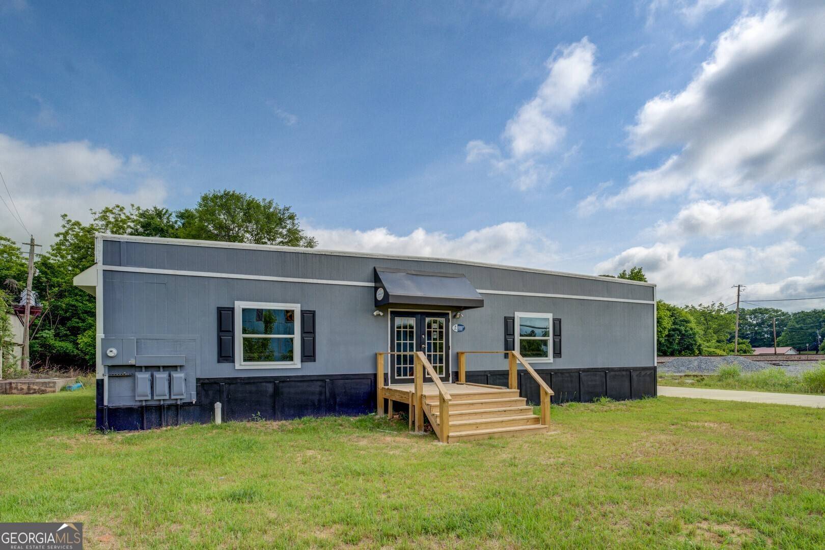 345 Lyons ST, Jackson, GA 30233