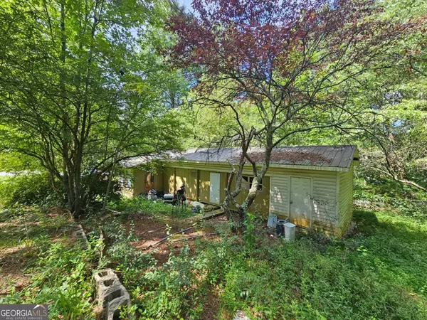 5304 Waterwood DR, Gainesville, GA 30506