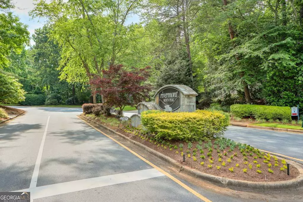Alpharetta, GA 30022,335 N Peak DR