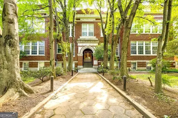 1041 State ST NW #23, Atlanta, GA 30318