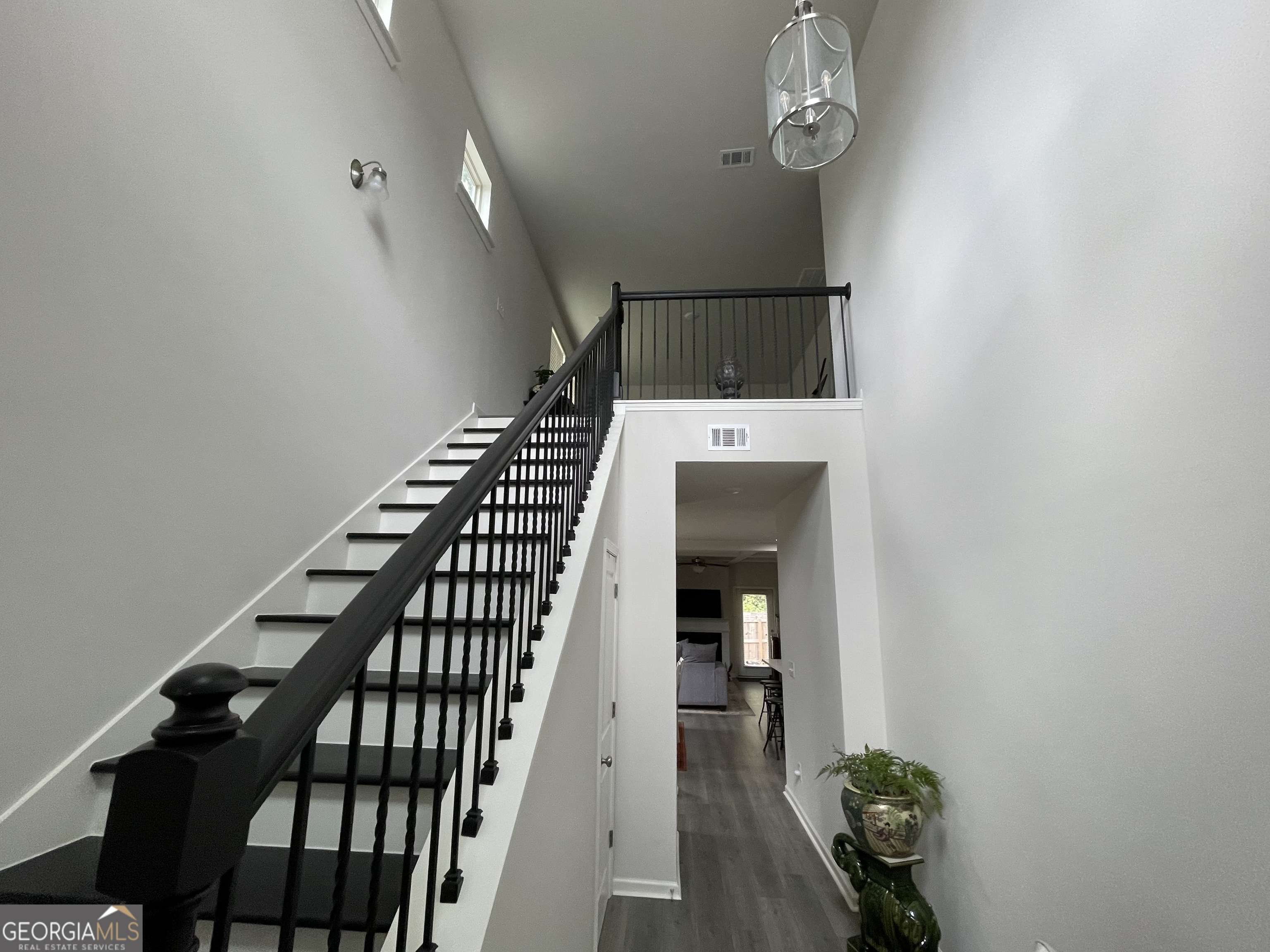 College Park, GA 30337,2939 Cottage LN