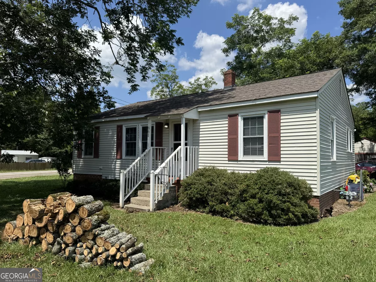 Hartwell, GA 30643,861 Benson ST