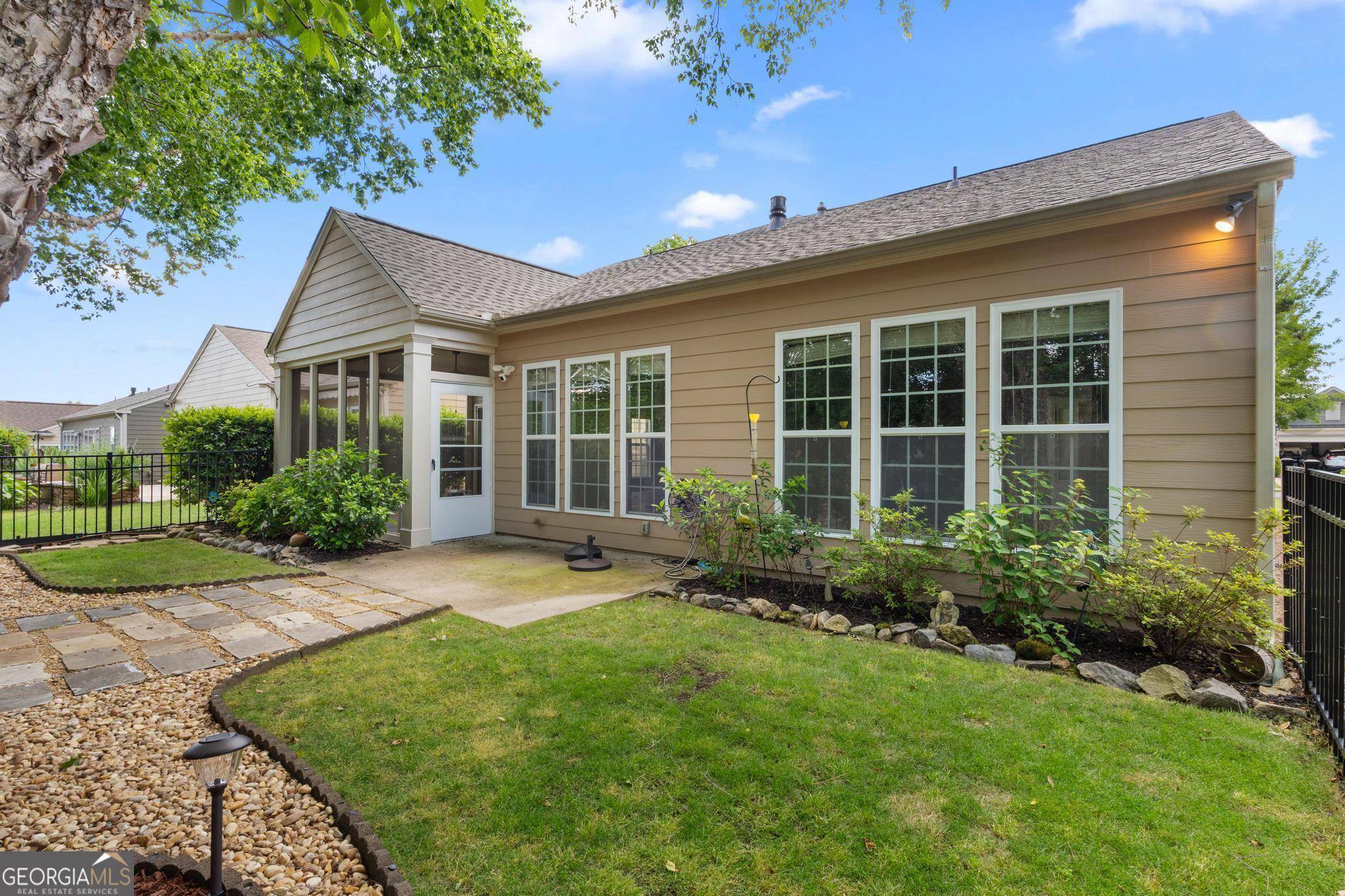 Griffin, GA 30223,105 Dahlia DR