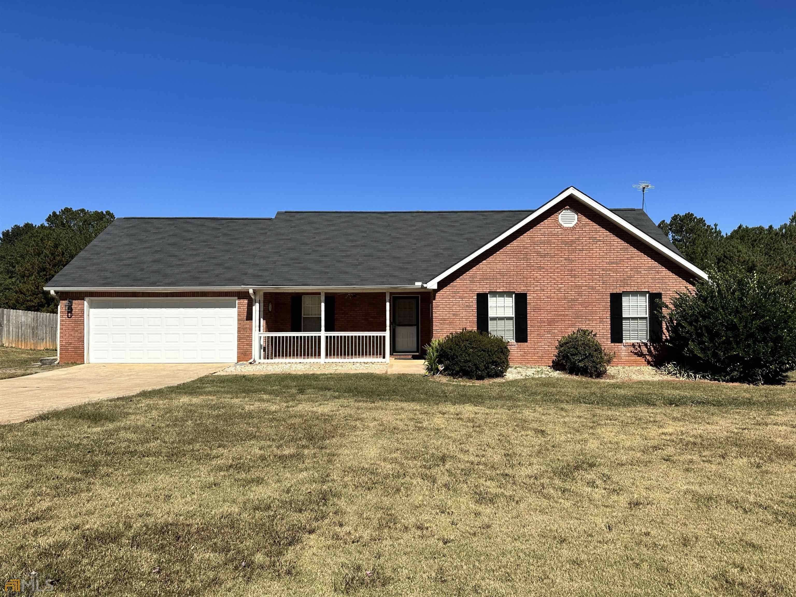 106 Meadow View DR, Jackson, GA 30233
