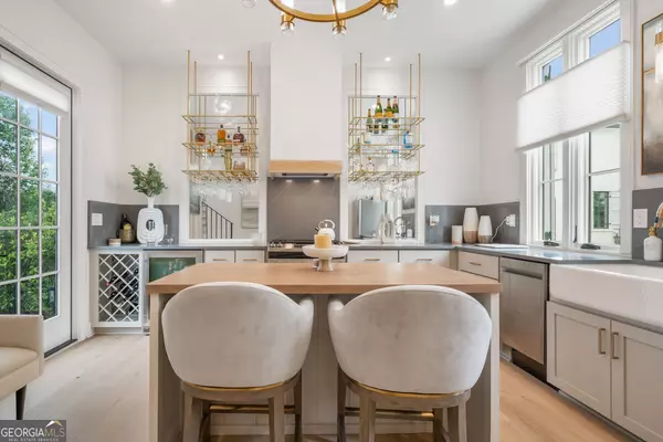 Senoia, GA 30276,25 Bourbon ST