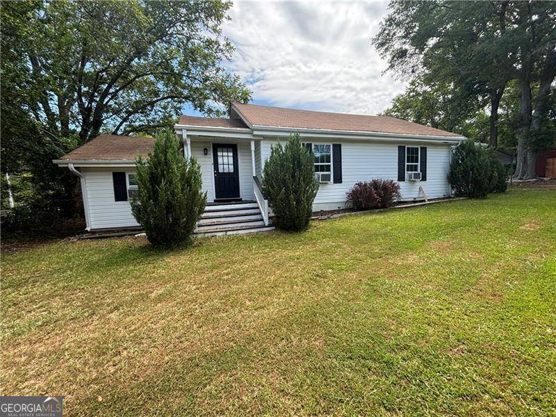 219 Buena Vista ST, Winder, GA 30680