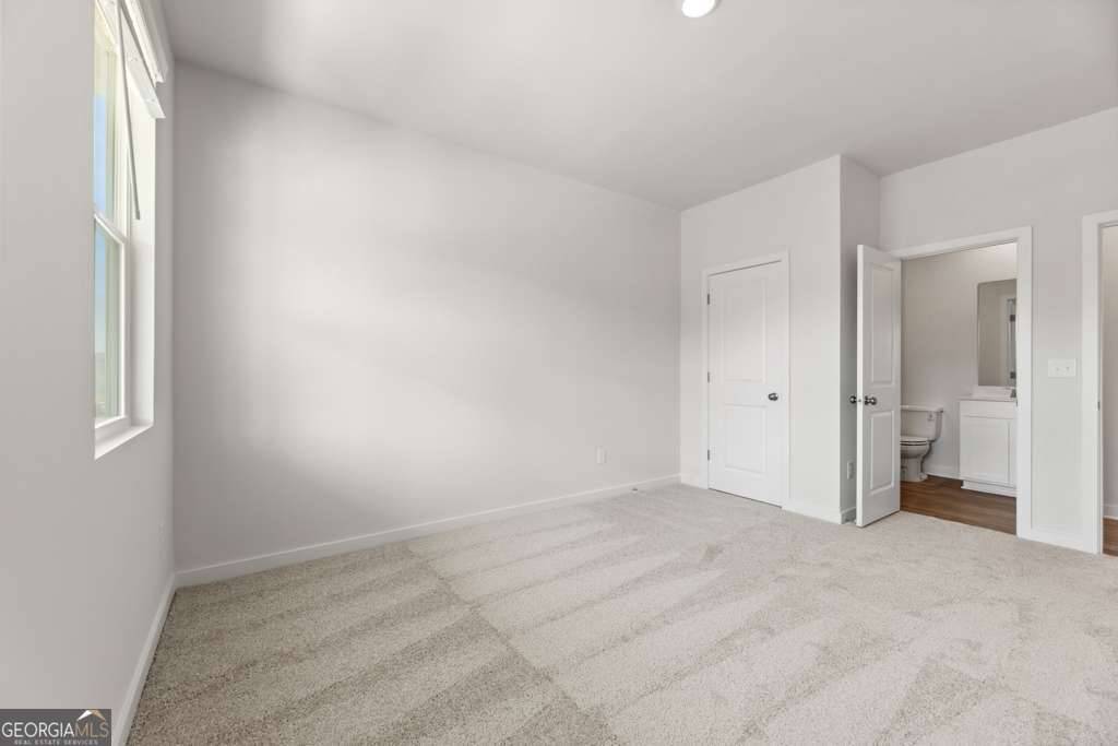 Flowery Branch, GA 30542,5270 Mulberry Creek Way #99