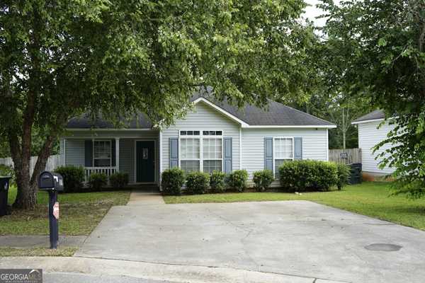 109 Candy LN, Warner Robins, GA 31088