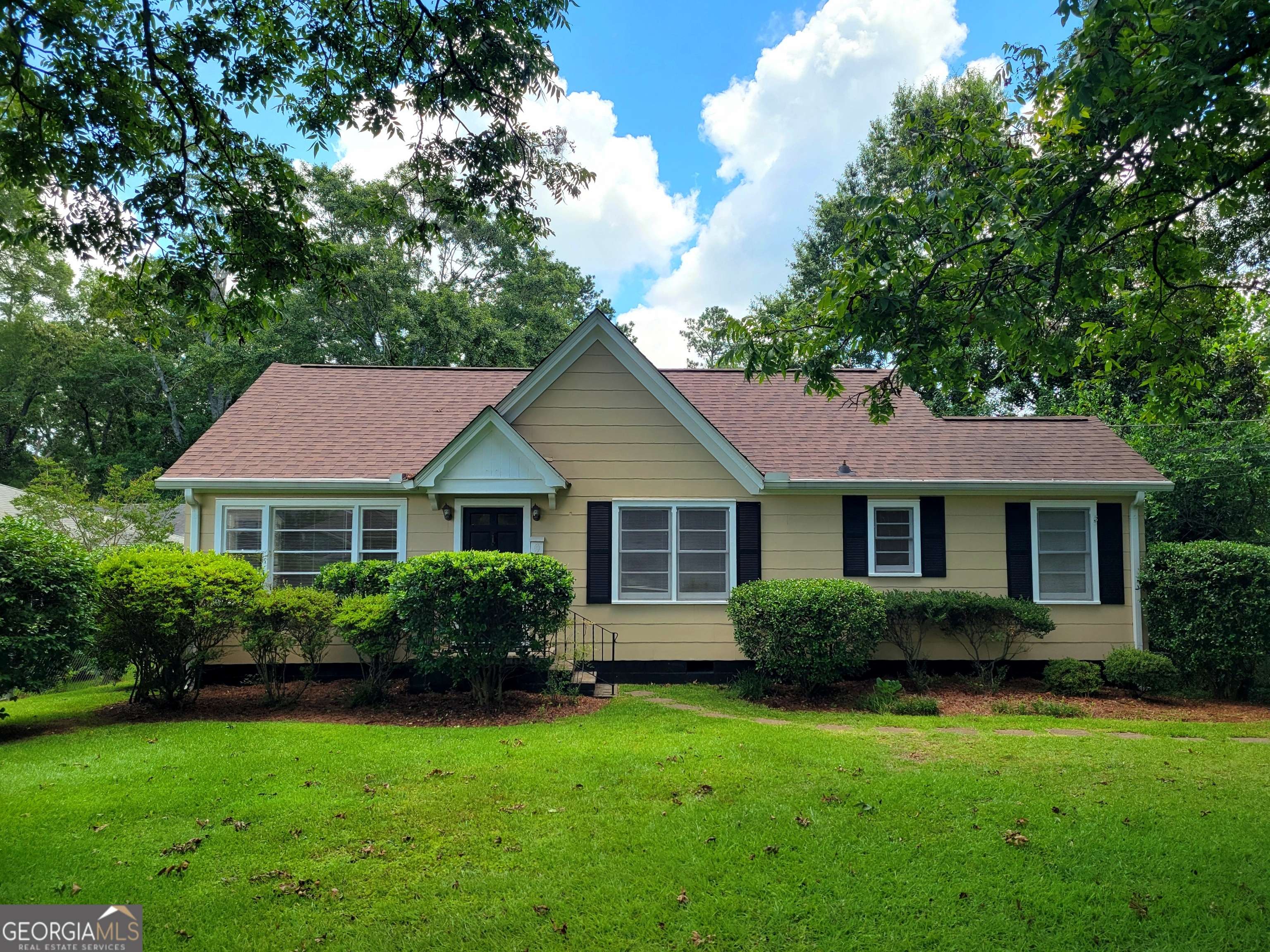 612 Terrace ST, Griffin, GA 30224