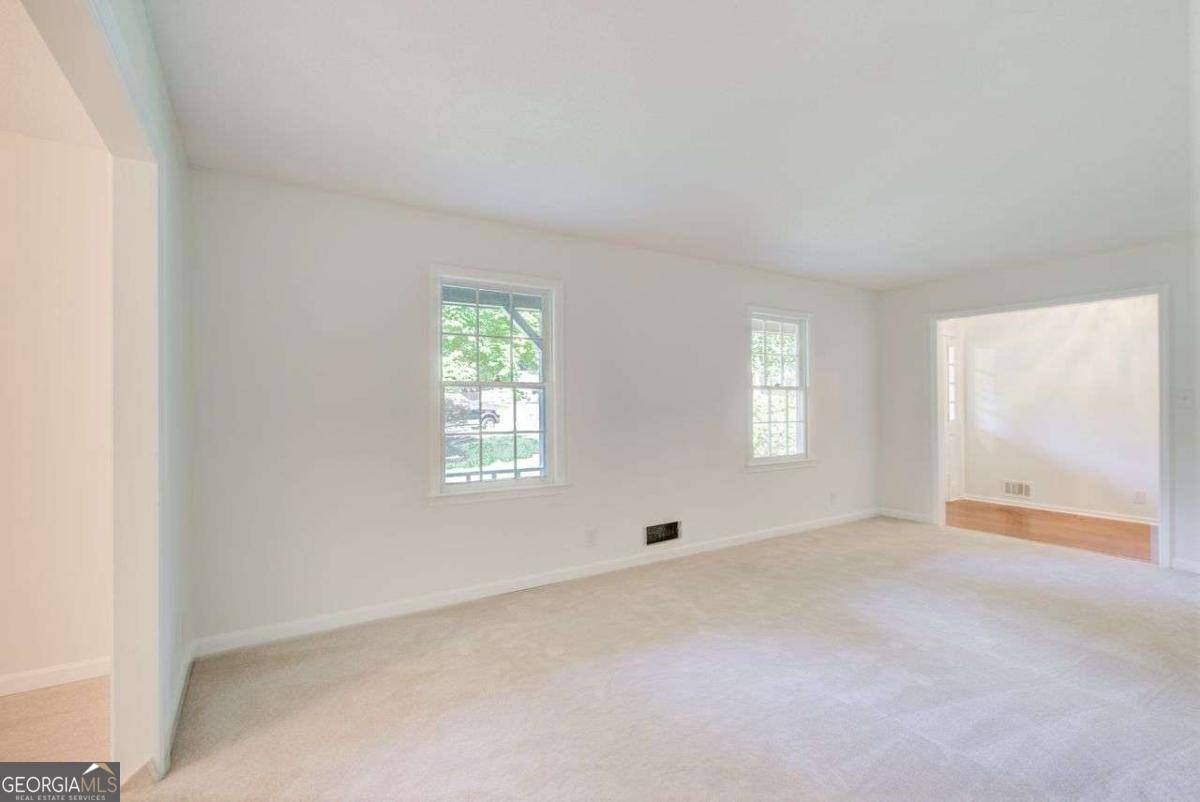 Lilburn, GA 30047,682 Ridgeview DR SW