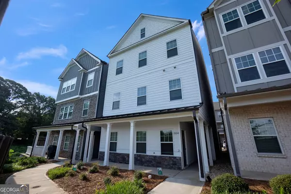 2104 Irvin CT, Kennesaw, GA 30144