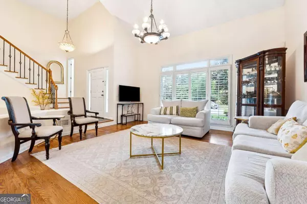 Marietta, GA 30067,16 ANCIENT OAK CT NE