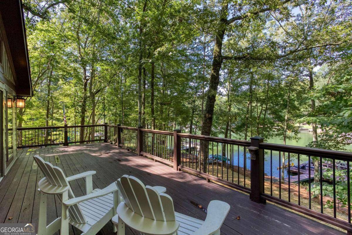 Waleska, GA 30183,225 Lakeview CIR