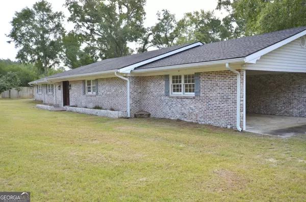 East Dublin, GA 31027,859 Silver RD