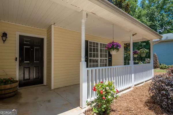 Winder, GA 30680,2003 Emerald Pointe DR