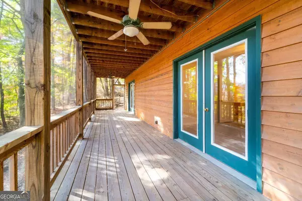 Rabun Gap, GA 30568,32 Walton LN