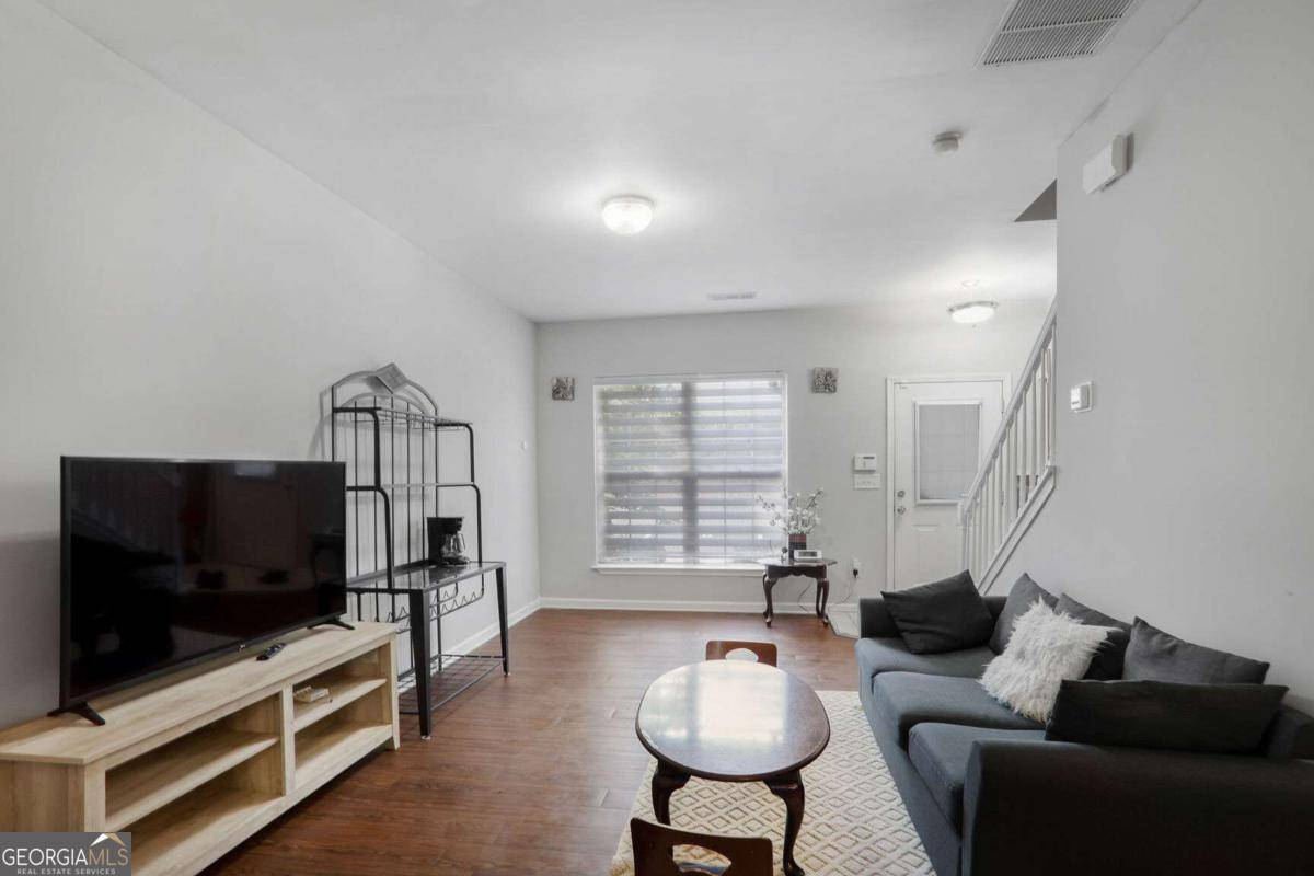Peachtree Corners, GA 30092,3304 Hidden Cove CIR